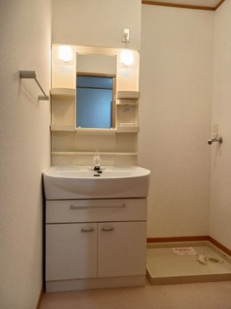 コンパクトで使いやすい洗面所