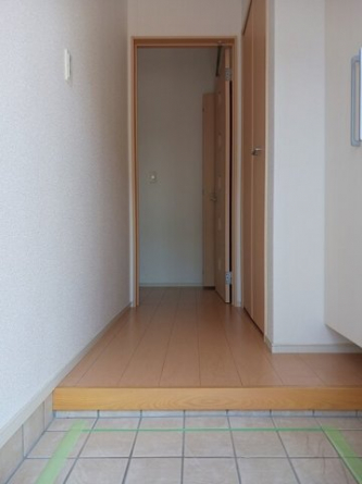 明るい玄関です