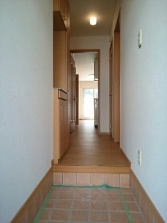 落ち着いた玄関です