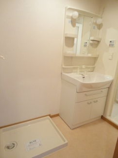 脱衣スペースもあります