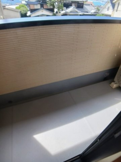 外からの目が気にならないバルコニーで洗濯物が干せます