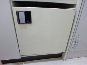 ミニ冷蔵庫付き