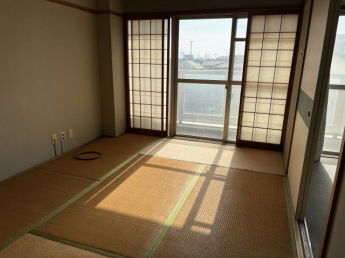 和室も陽当たり良く