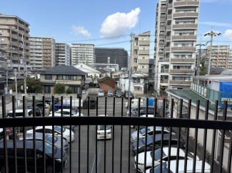 各戸の玄関前からも眺望よし風通しよし