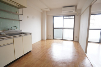 【居間・リビング】