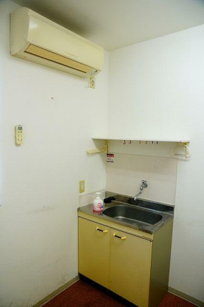 生田児童公園南側貸倉庫の画像