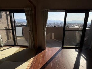 松山市空港通１丁目の中古マンションの画像