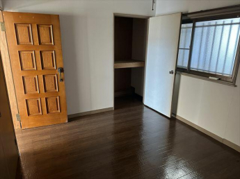 平井越智ビルの画像