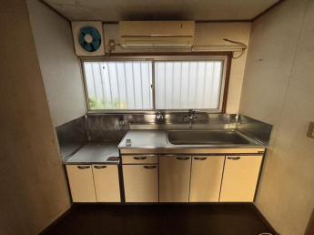 天神通２丁目貸家の画像