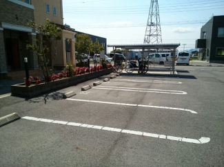 【駐車場】