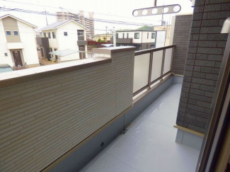 【バルコニー】