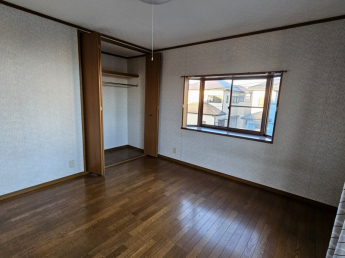 クローゼットがあります