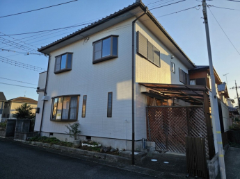 裏側にもスペースがあります。自転車置き場や洗濯物も干せますね