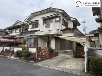 閑静な住宅街
ガーデニングができるお庭がございます！
前面道路　6ｍ以上♪