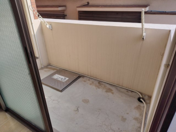 【バルコニー】