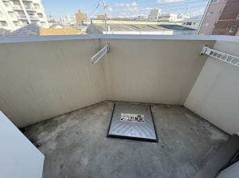 【バルコニー】