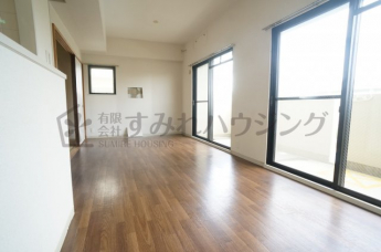 参考、同建物・反転間取りの号室