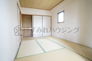 参考、同建物・反転間取りの号室