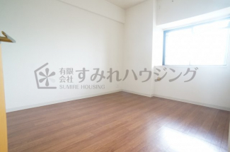 参考、同建物・反転間取りの号室