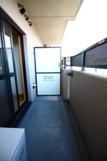 【バルコニー】