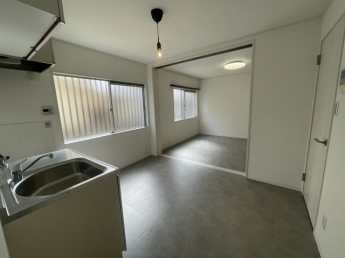 【居間・リビング】