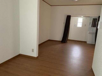 お持ちの家具の配置を考えると洋室のお部屋が暮らしやすいという