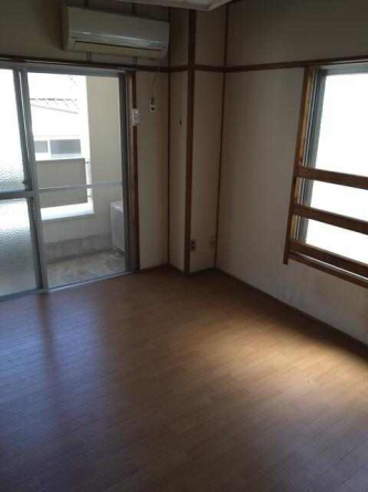 上田ビルの画像