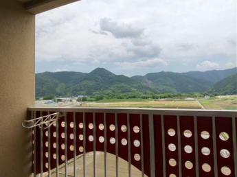 【バルコニー】