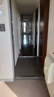 「ただいま～」と帰ってきた時こんな感じです。　◎鍵は当社にあるのでスムーズに内覧出来ます