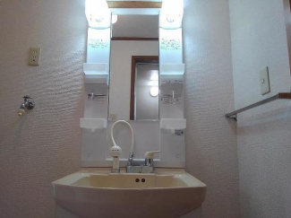 脱衣スペースもあります