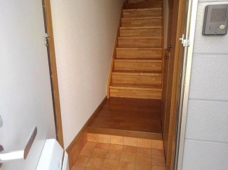 落ち着いた玄関です