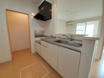 コンパクトなキッチンで掃除もラクラク