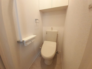 落ち着いたトイレです