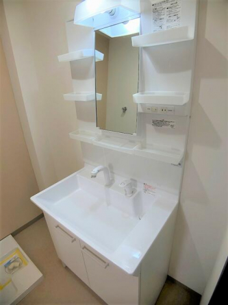 洗髪洗面化粧台