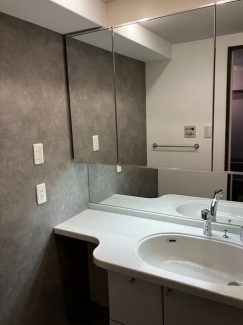 松山市歩行町１丁目の中古マンションの画像