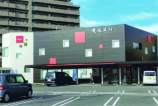 愛媛銀行　新居浜支店まで400m
