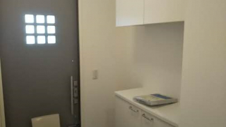 シューズボックス付きなので玄関もすっきりとできます。