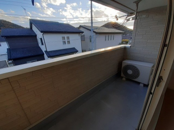 【バルコニー】