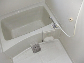 野洲市市三宅のアパートの画像