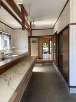 今治市立花町２丁目の中古一戸建ての画像