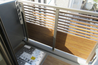 【バルコニー】