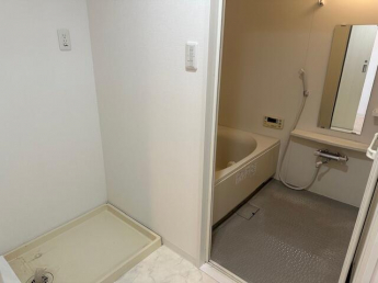 アルファステイツ市駅西の画像