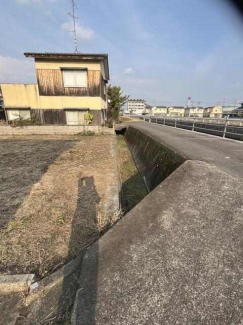 今治市衣干町３丁目の売地の画像