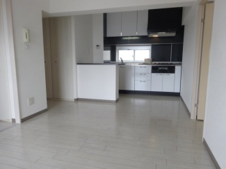 【居間・リビング】