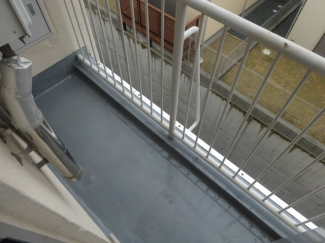 【バルコニー】