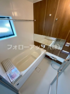 コンパクトで使いやすいお風呂です