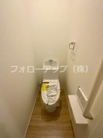 ゆったりとした空間のトイレです