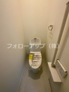 清潔感のあるトイレです
