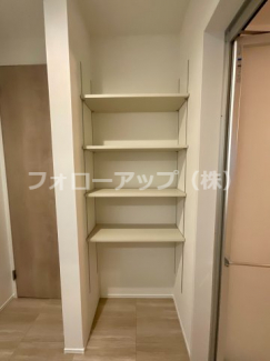 たっぷりとした収納スペースです