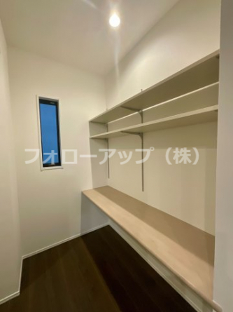 たっぷりとした収納スペースです